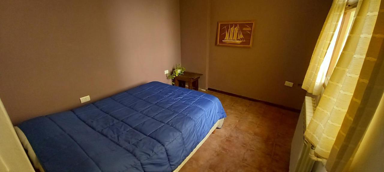 Hostel Yatel El Calafate Buitenkant foto