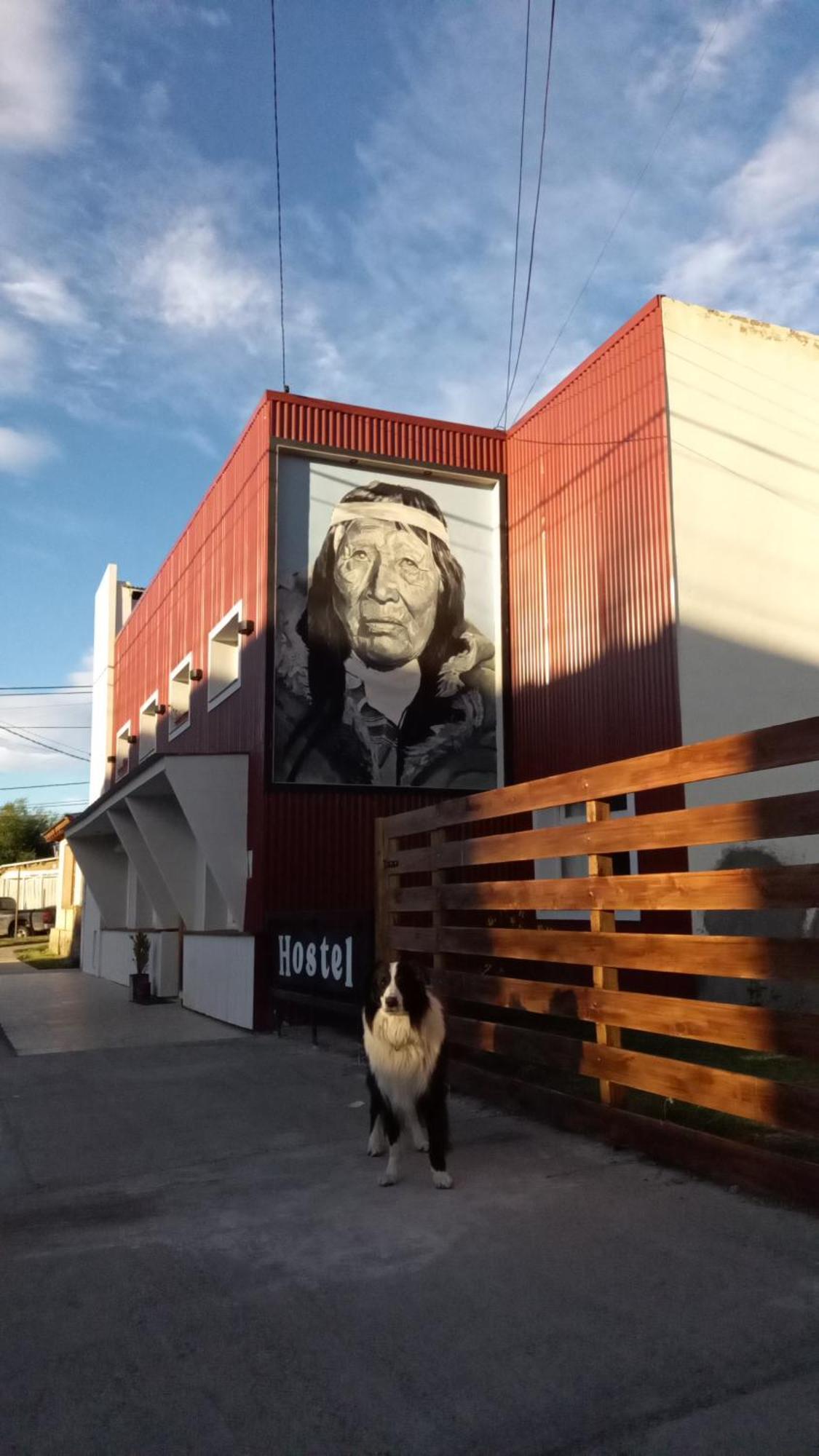 Hostel Yatel El Calafate Buitenkant foto